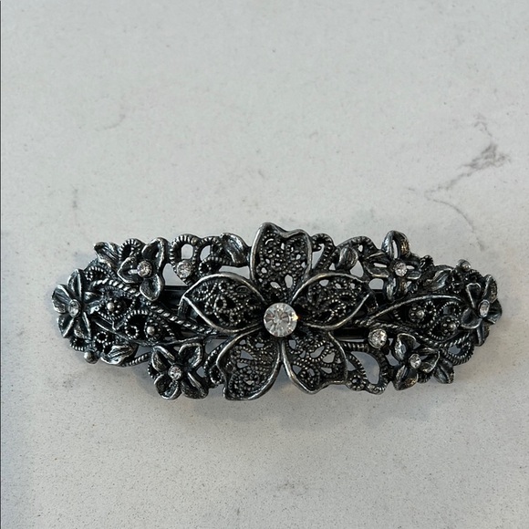 Vintage Floral Silver tone Hair Clip - Picture 1 of 2